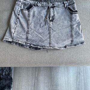 Gray Skater Mini Skirt with Cargo Style